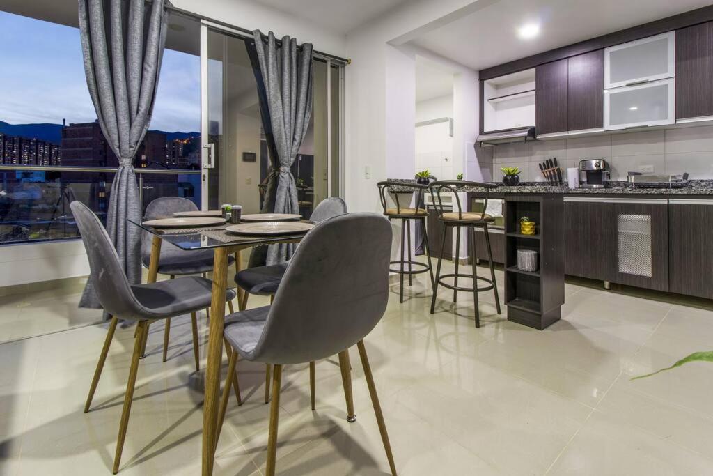 Amplio Apartamento En Calasanz - Estadio Medellín Esterno foto