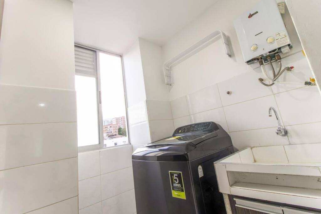 Amplio Apartamento En Calasanz - Estadio Medellín Esterno foto